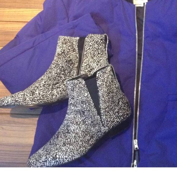 Isabel Marant Etoile Calf Hair Leather Dotted Booties Patsha ~ Sz 40 NWT / NIB - Picture 1 of 9